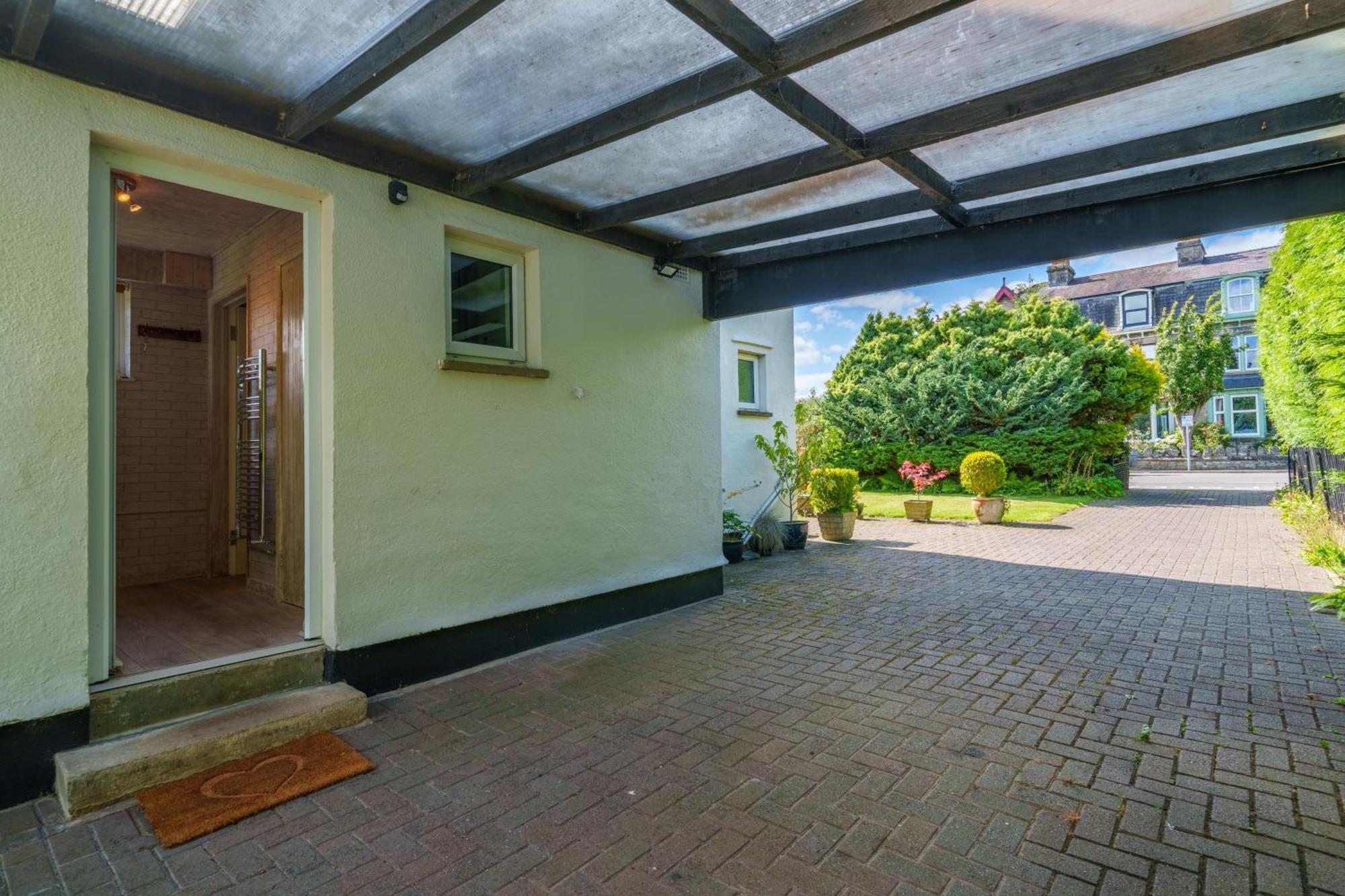 Apple Byrd - Short Stroll Into Kendal Town Centre Exterior foto